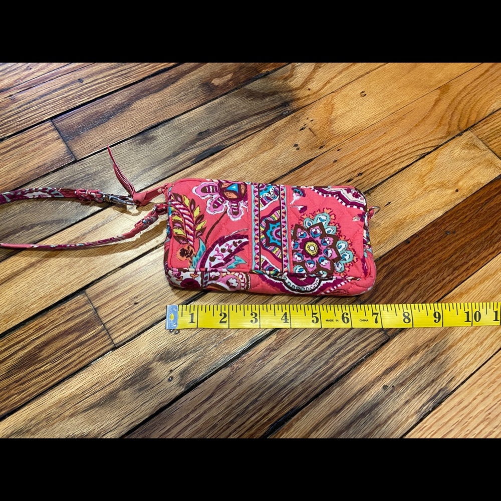 Vera Bradley small wristlet - Picture 10 of 10